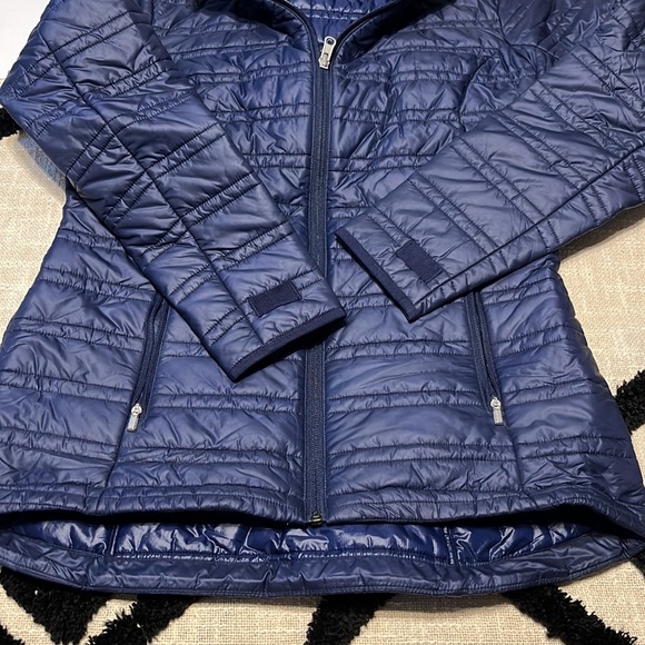 Athleta Navy Puffer Jacket - Picture 3 of 4